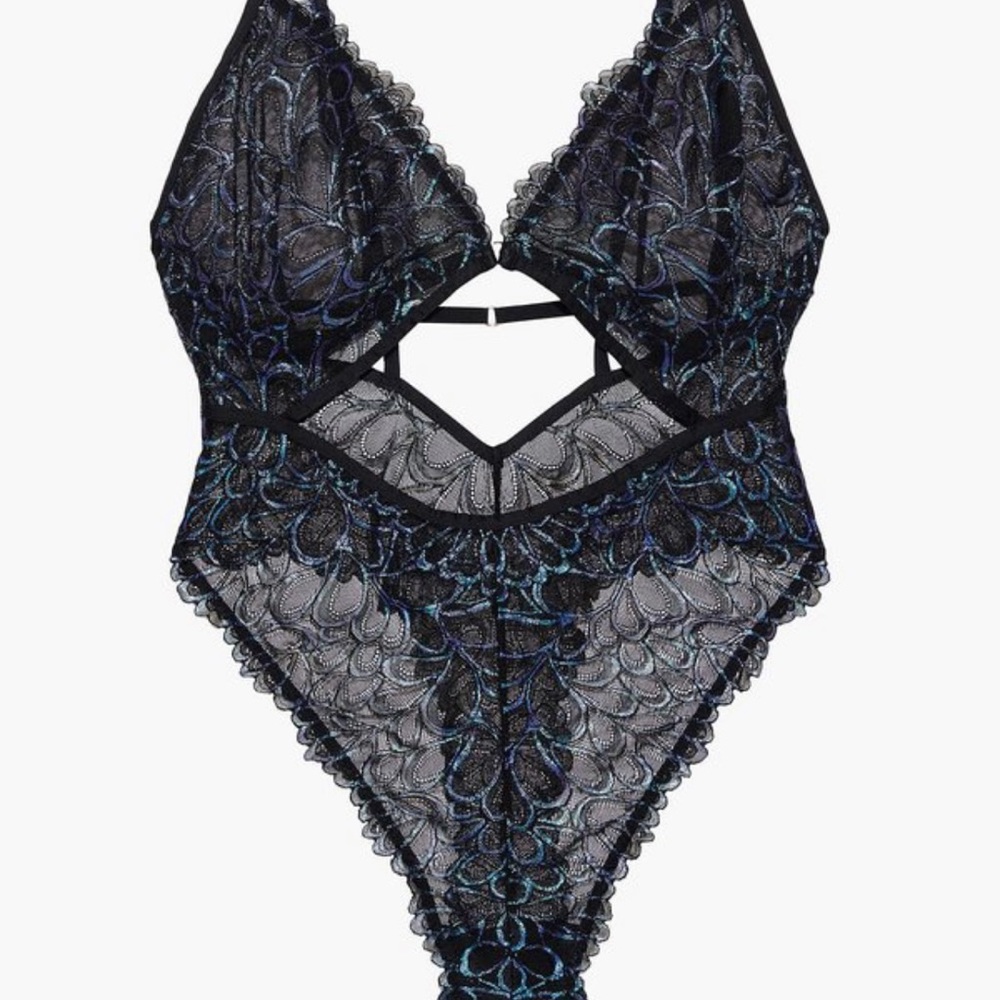Savage X Fenty Savage Not Sorry Lace Bodysuit